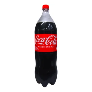 Botella de gaseosa COCA COLA 2.25L Original, ideal para compartir en almuerzos y cenas.