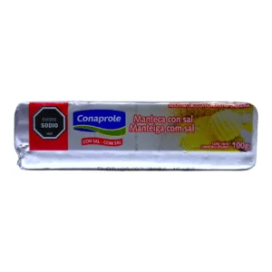 Paquete de Manteca Salada CONAPROLE de 100g envuelta en papel metalizado.