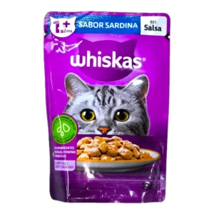Sobre pouch de alimento húmedo Whiskas sabor Sardina en Salsa 85g, disponible en Súper Práctico Salto.