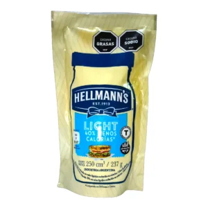 Envase doypack de Mayonesa HELLMANN'S 237g Light reducida en calorías.