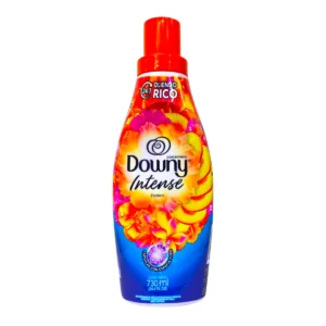 Botella de Suavizante Concentrado DOWNY 730mL sabor Intense Exótico para ropa.